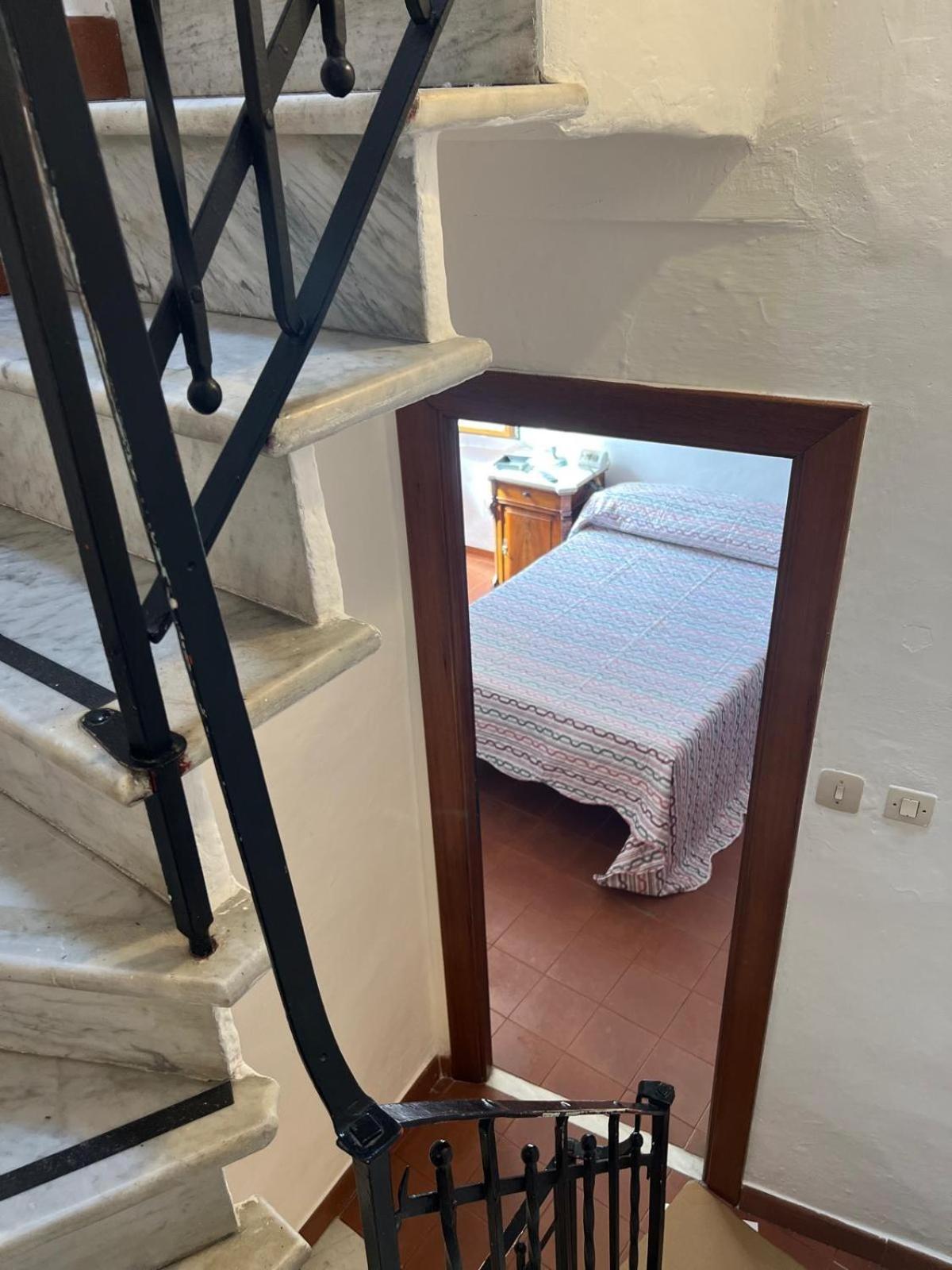 Chez Fernando Front Lerici